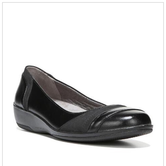 LifeStride Indeed Women’s Flat - Picture 2 of 6